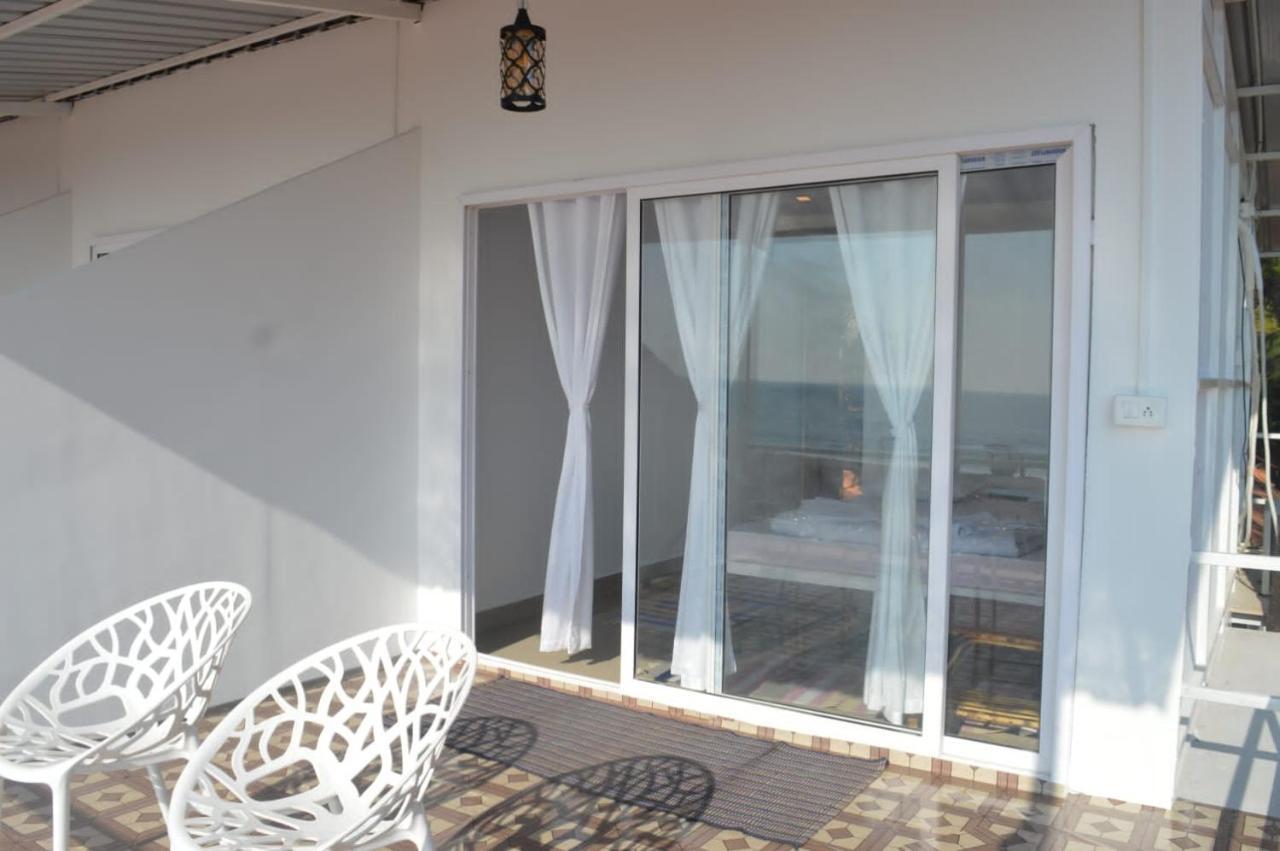 Baywatch Beach Resort Patnem 卡纳科纳 外观 照片