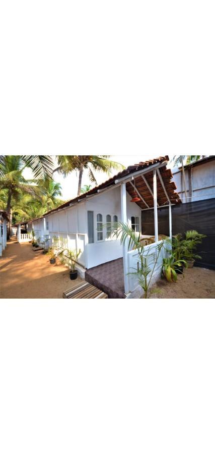 Baywatch Beach Resort Patnem 卡纳科纳 外观 照片