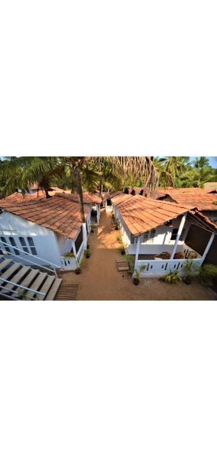 Baywatch Beach Resort Patnem 卡纳科纳 外观 照片