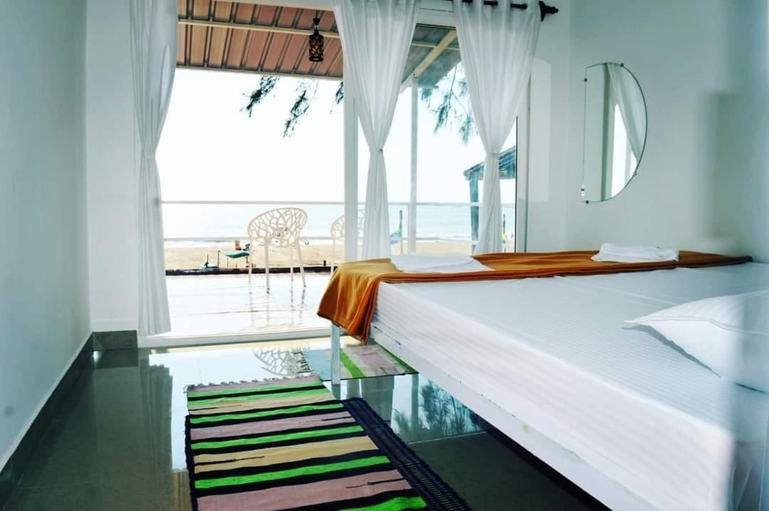 Baywatch Beach Resort Patnem 卡纳科纳 外观 照片